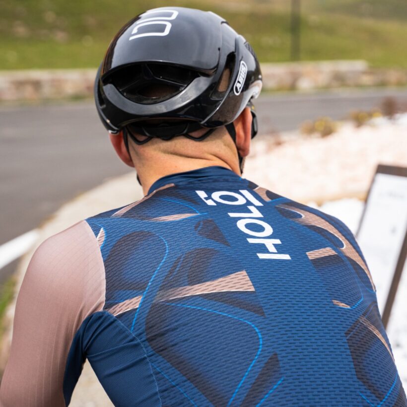 holo-cycling-bronze-close-up-back