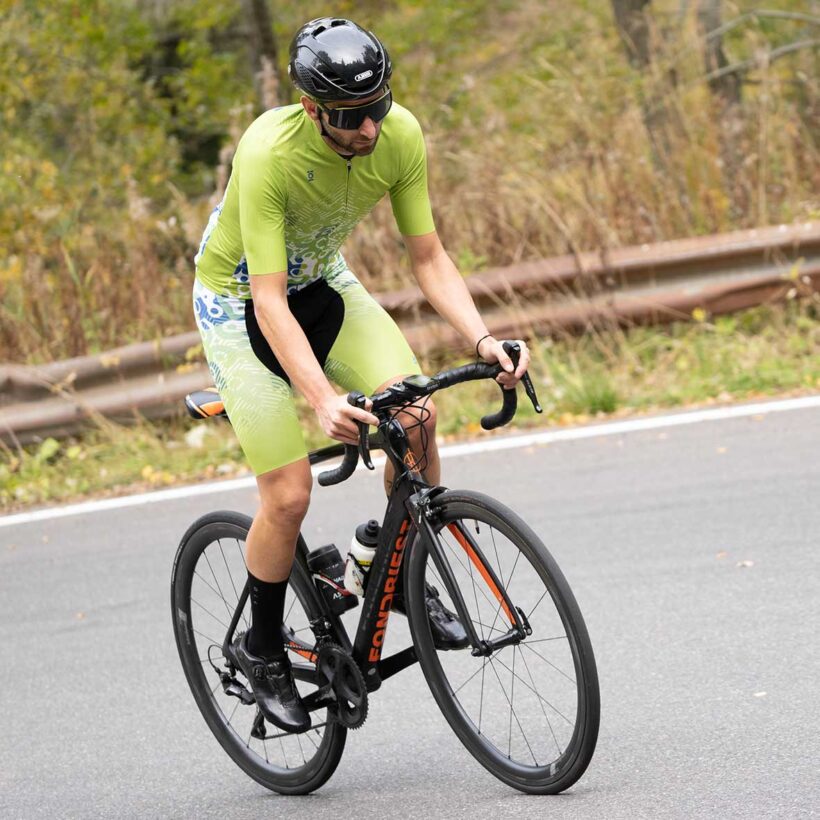 holo-cycling-hyperstyle-t-shirt-3