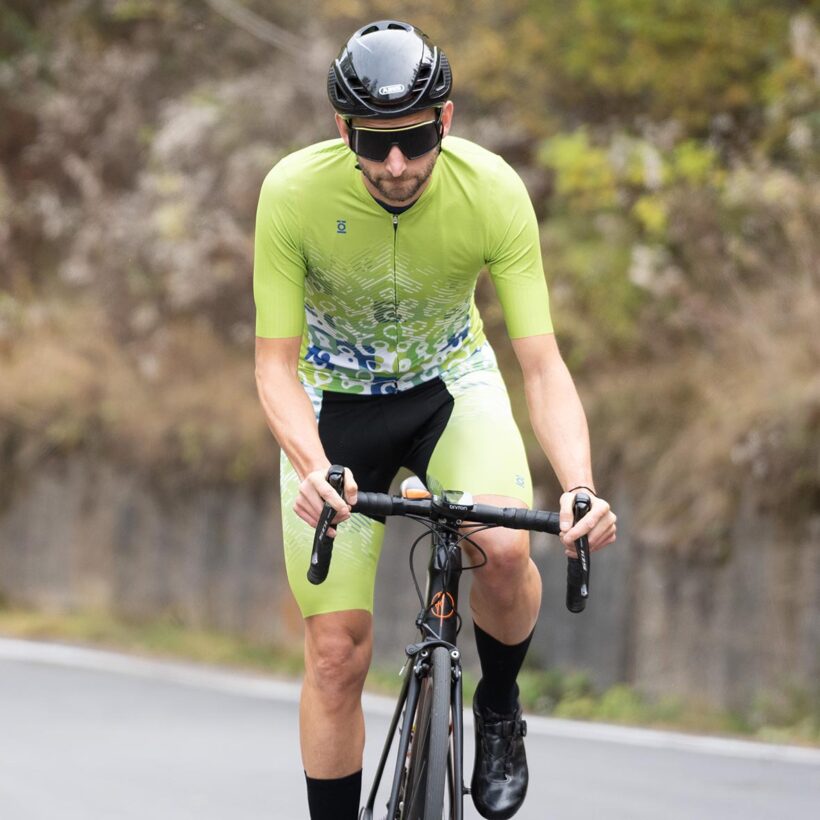 holo-cycling-hyperstyle-t-shirt